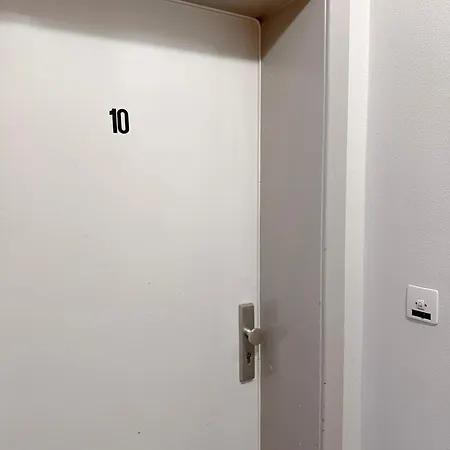 For Up To 6 Person With 4k Tv And Kitchen * 에센