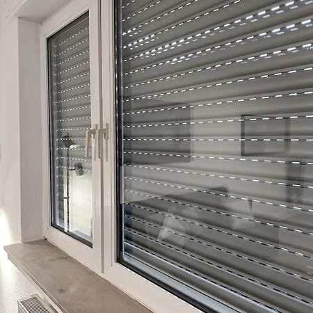 For Up To 6 Person With 4k Tv And Kitchen *