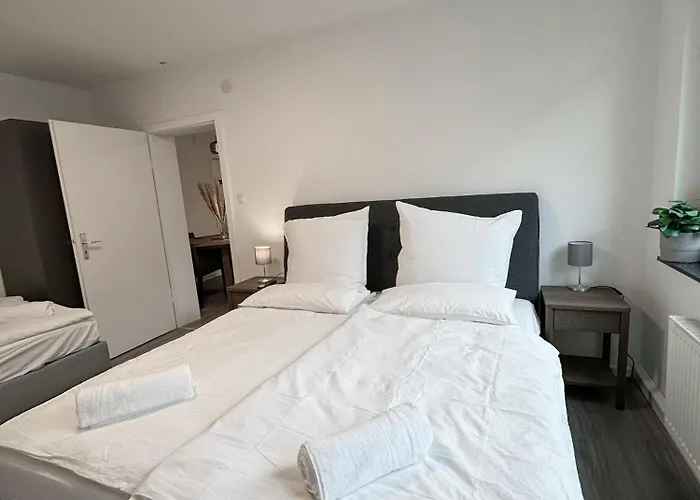 For Up To 6 Person With 4k Tv And Kitchen Apartment